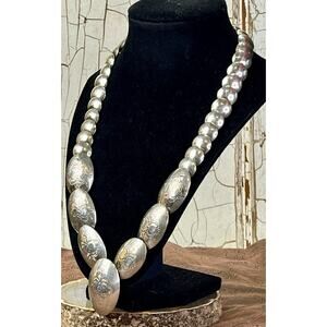 Vintage Native American STERLING SILVER Navajo Pillow Bench Beads Necklace 64.2g